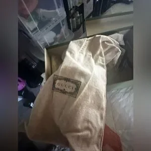 Brand new Gucci slide never been worn a man size 8 Gucci | Shoes | Brand New Gucci Slide Never Been Worn A Man  main image 3